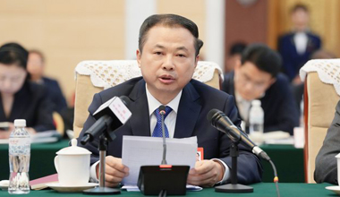 3月5日，董事长参加浙江代表团政府工作报告审议