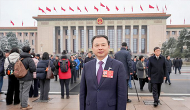 人民大会堂场外